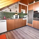 New West Station Apartment *