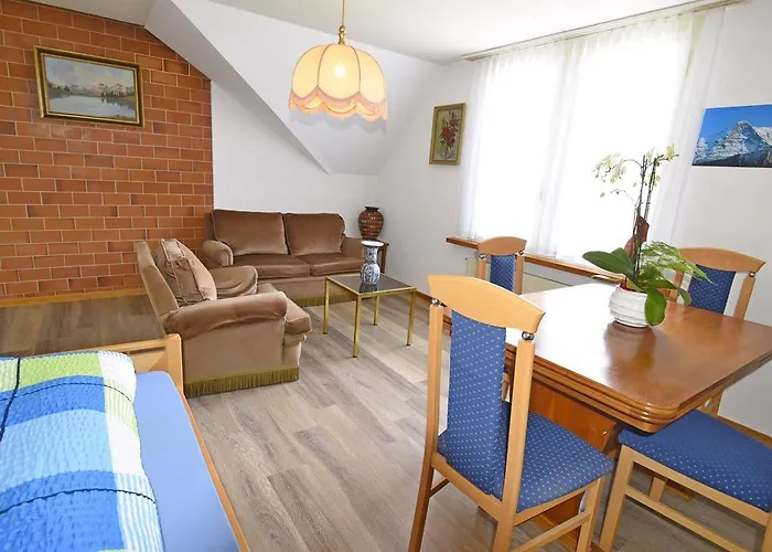 New West Station Apartment