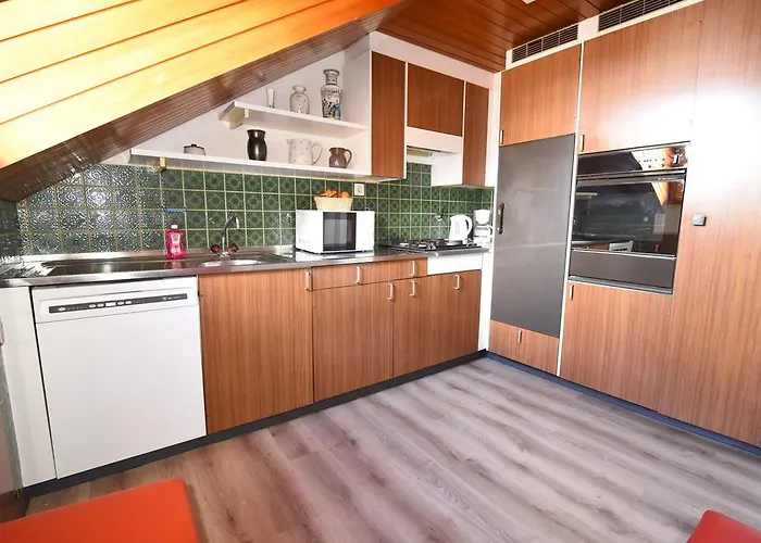 New West Station Apartment *