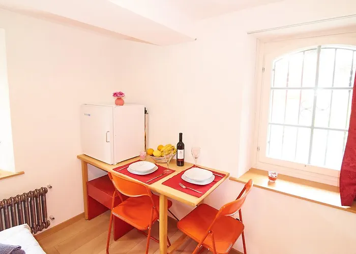 Apartment New West Station